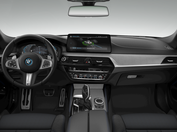 BMW Seria 5, 545E XDRIVE, 2021, 79110 km