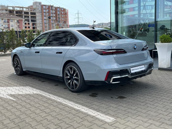 BMW Seria 7, I7 M70 XDRIVE, 2023, 17700 km