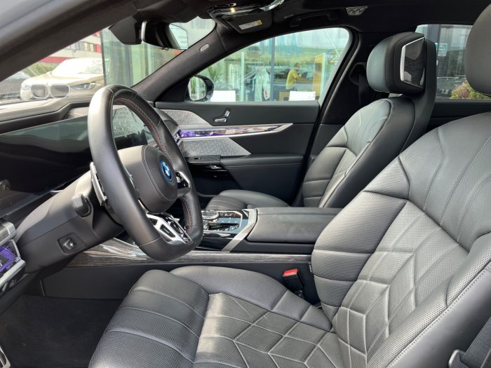 BMW Seria 7, I7 M70 XDRIVE, 2023, 17700 km