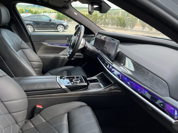 BMW Seria 7, I7 M70 XDRIVE, 2023, 17700 km