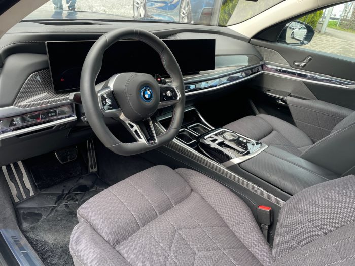 BMW Seria 7, M760E XDRIVE, 2024, 20800 km