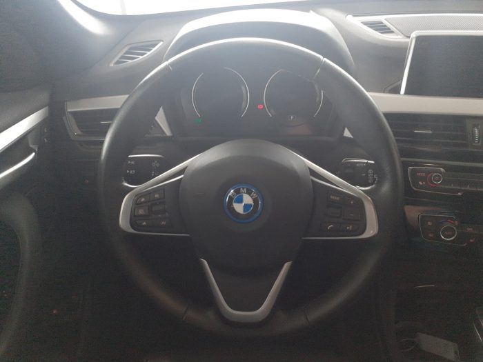 BMW X1, X1 XDRIVE25E, 2022, 101071 km