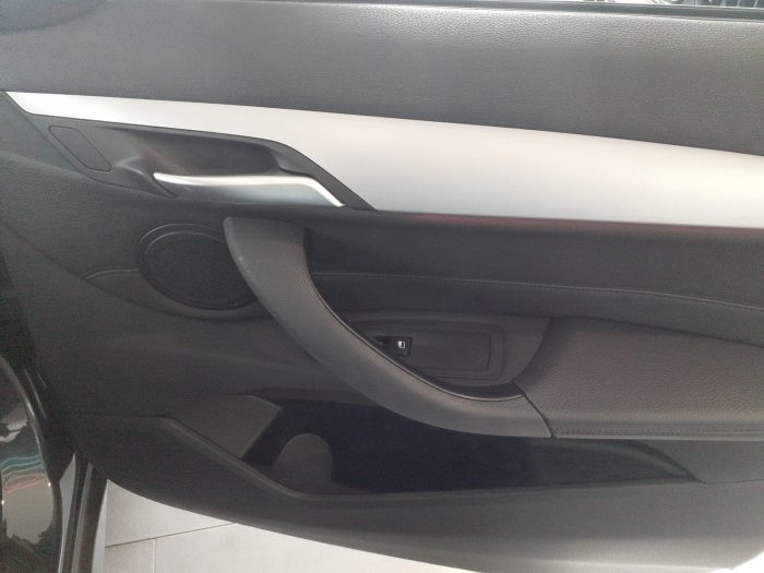 BMW X1, X1 XDRIVE25E, 2022, 101071 km