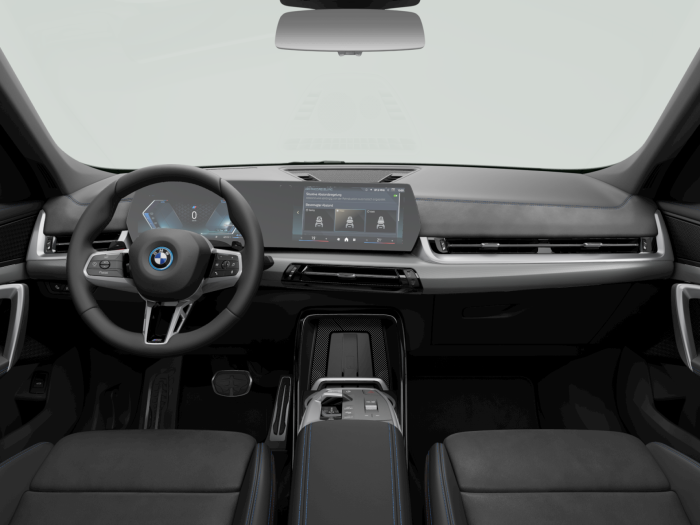BMW X1, X1 XDRIVE25E, 2024, 9400 km