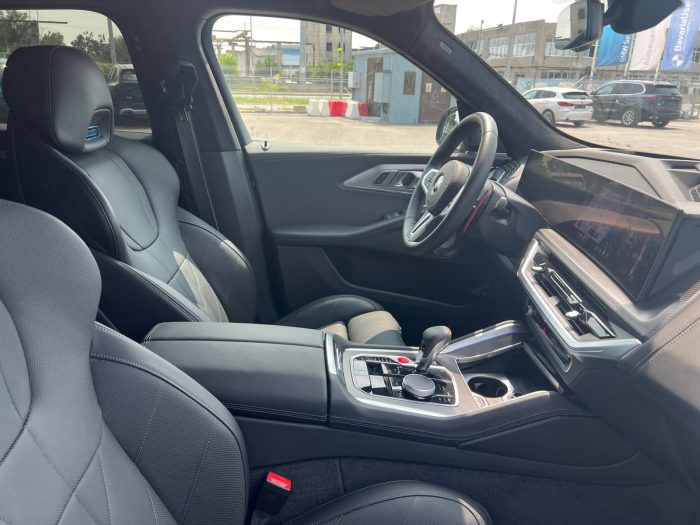 BMW XM, XM 50E, 2024, 8400 km