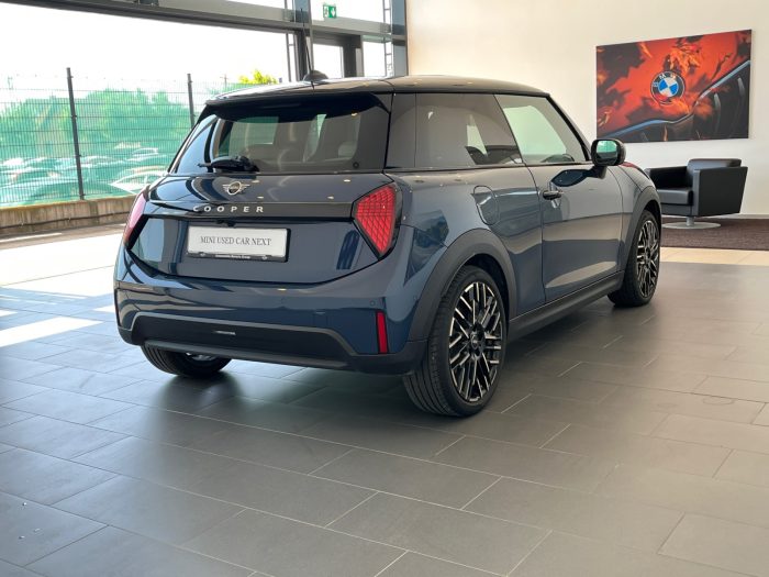 MINI Cooper C, COOPER C, 2024, 4450 km