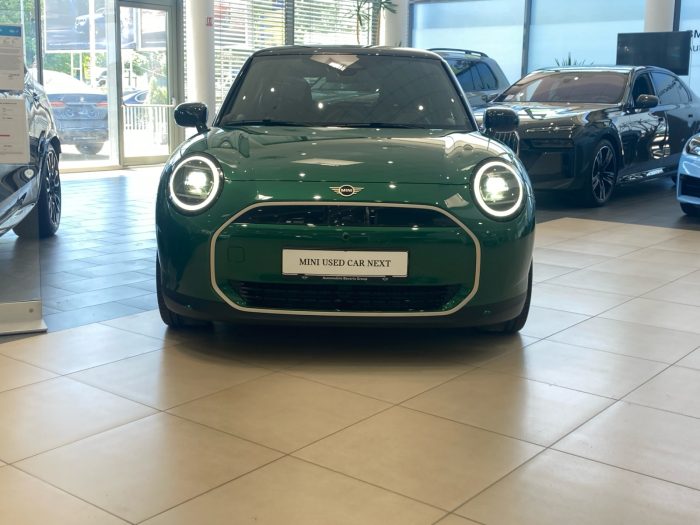 MINI Cooper E, COOPER E, 2024, 4394 km
