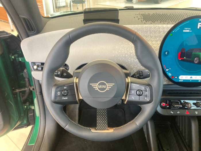 MINI Cooper E, COOPER E, 2024, 4394 km