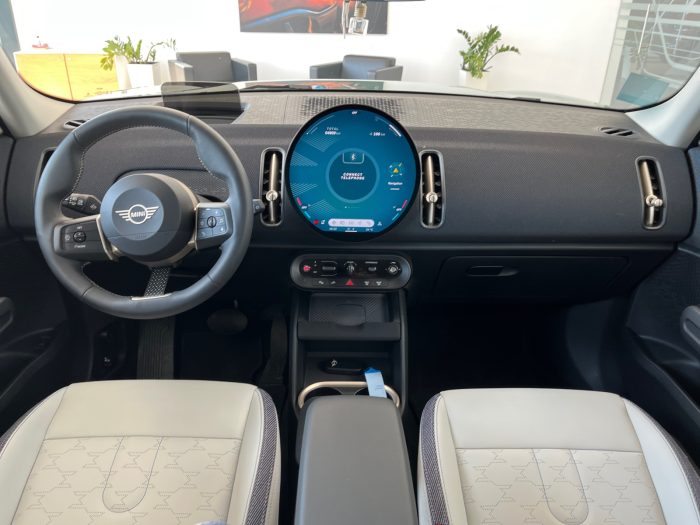 MINI Countryman, COUNTRYMAN E, 2024, 4909 km