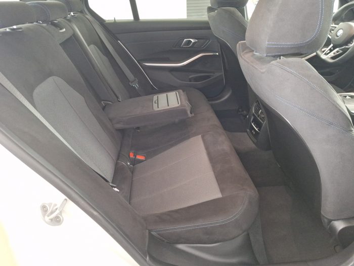 BMW Seria 3, 320I XDRIVE, 2024, 8428 km