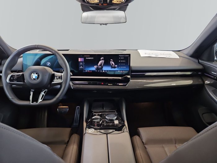 BMW Seria 5, 520I, 2025, 25998 km