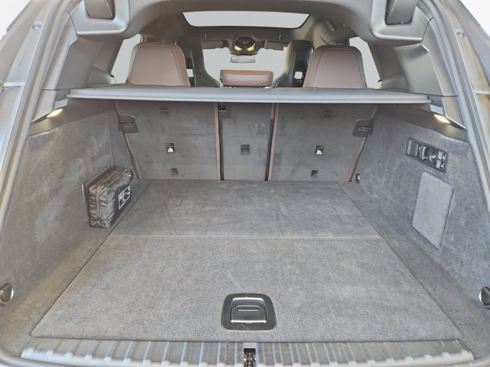 BMW iX, IX XDRIVE50, 2024, 992 km