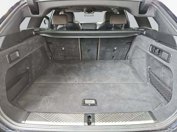 BMW Seria 5, 540D XDRIVE, 2024, 23643 km