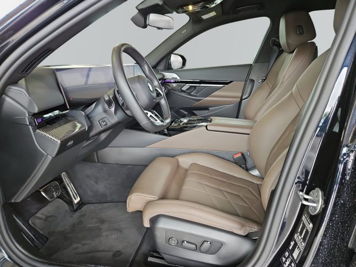 BMW Seria 5, 540D XDRIVE, 2024, 23643 km