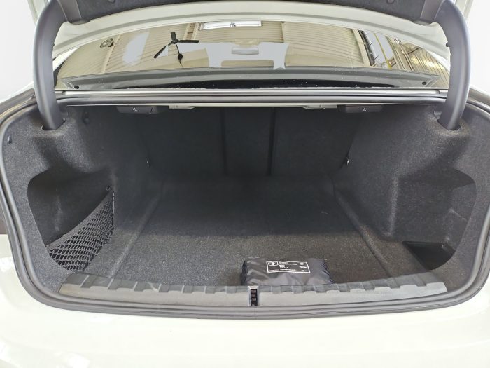 BMW Seria 3, 320D, 2024, 26141 km