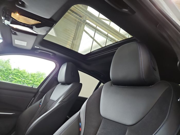 BMW Seria 3, 320D, 2024, 26141 km