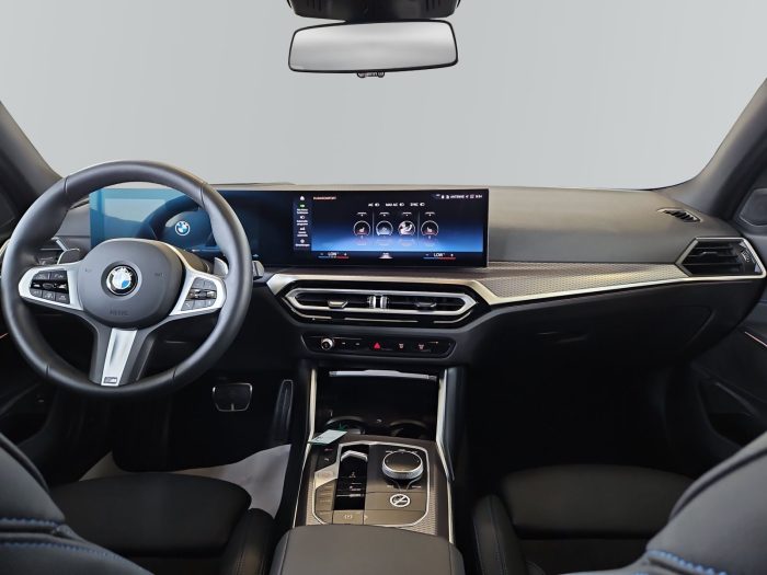 BMW Seria 3, 330D XDRIVE, 2024, 15341 km