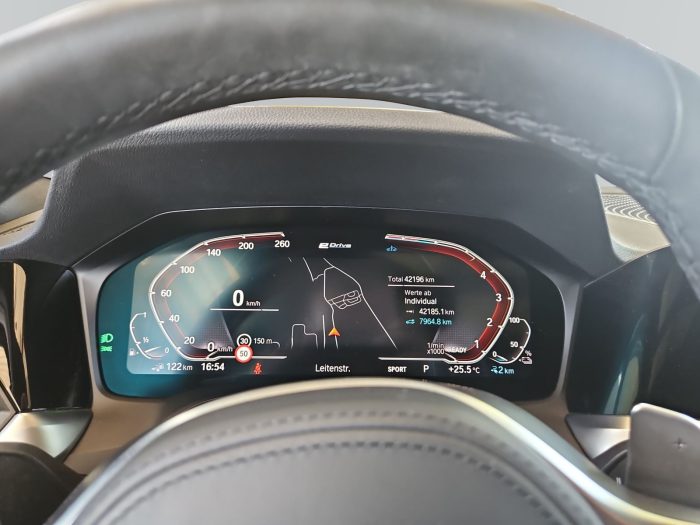 BMW Seria 3, 330E, 2022, 42179 km