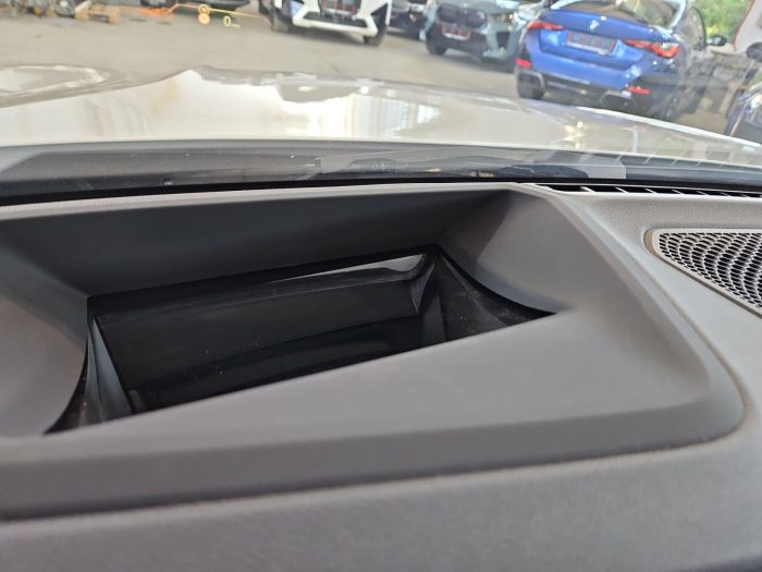BMW Seria 3, 320I, 2024, 25444 km