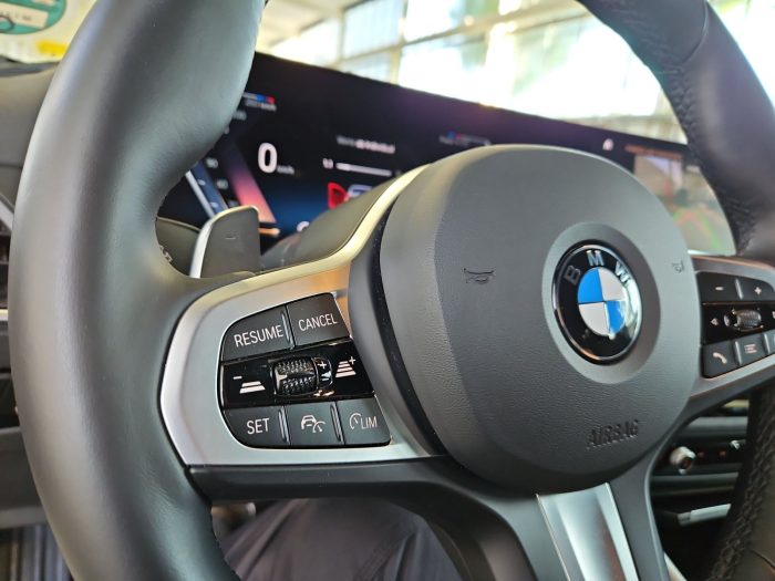 BMW Seria 3, 320I, 2024, 25444 km