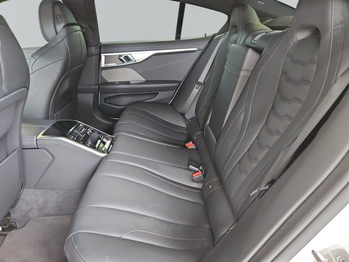 BMW Seria 8, M850I XDRIVE, 2024, 24327 km