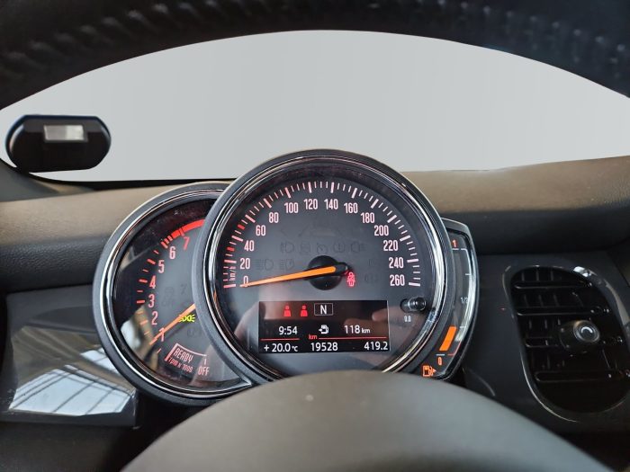 MINI , ONE, 2021, 19520 km