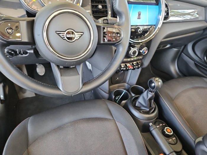 MINI , ONE, 2021, 19520 km