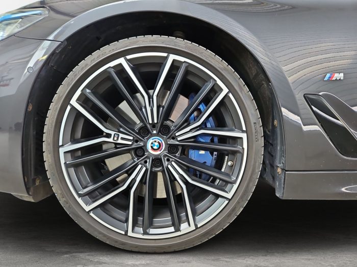 BMW Seria 5, 530D, 2022, 81903 km