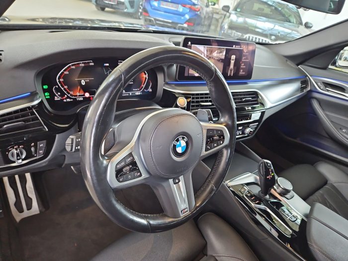 BMW Seria 5, 530D, 2022, 81903 km