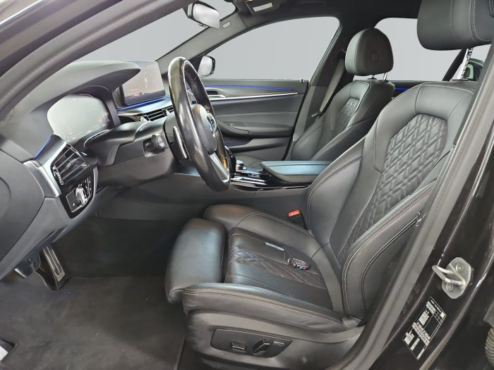 BMW Seria 5, 530D, 2022, 81903 km