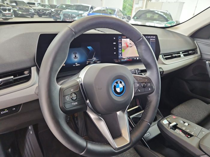 BMW iX, IX1 EDRIVE20, 2024, 5148 km