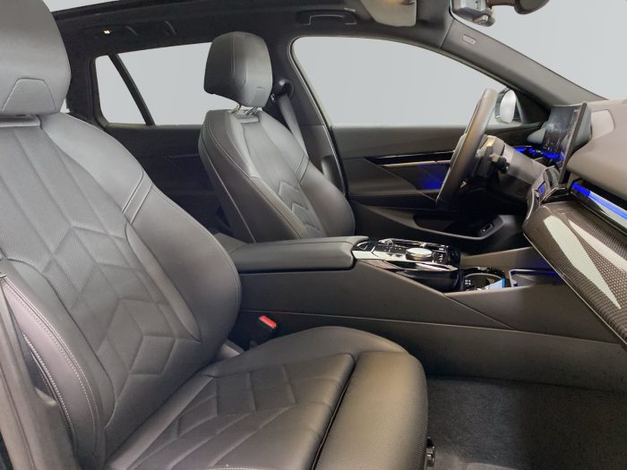 BMW Seria 5, 520D, 2024, 22386 km