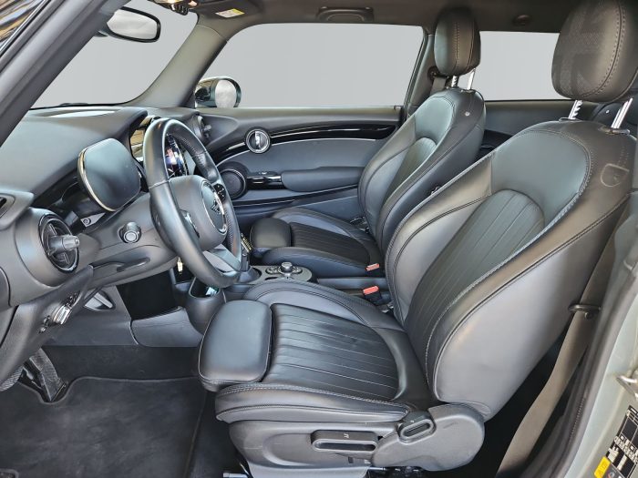MINI Hatch 3 usi, COOPER SE, 2022, 33708 km