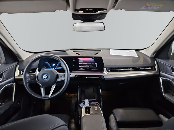 BMW iX, IX1 XDRIVE30, 2023, 15335 km