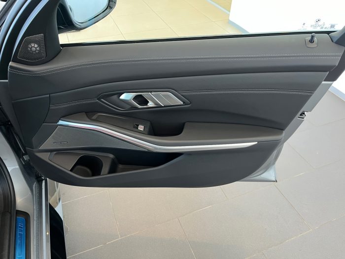 BMW M Power, M3 COMPETITION M XDRIVE, 2024, 8354 km
