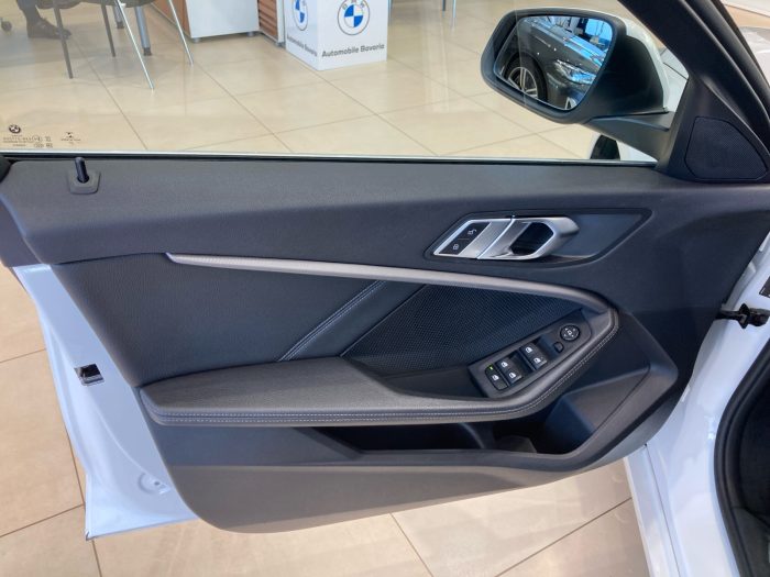 BMW Seria 1, 118I, 2022, 75593 km