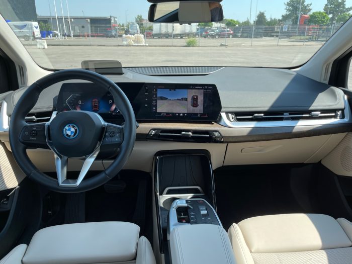 BMW Seria 2, 225E XDRIVE ACTIVE TOURER, 2024, 8861 km