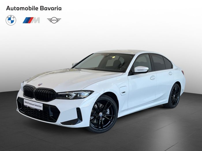 BMW Seria 3, 330E XDRIVE, 2022, 29321 km