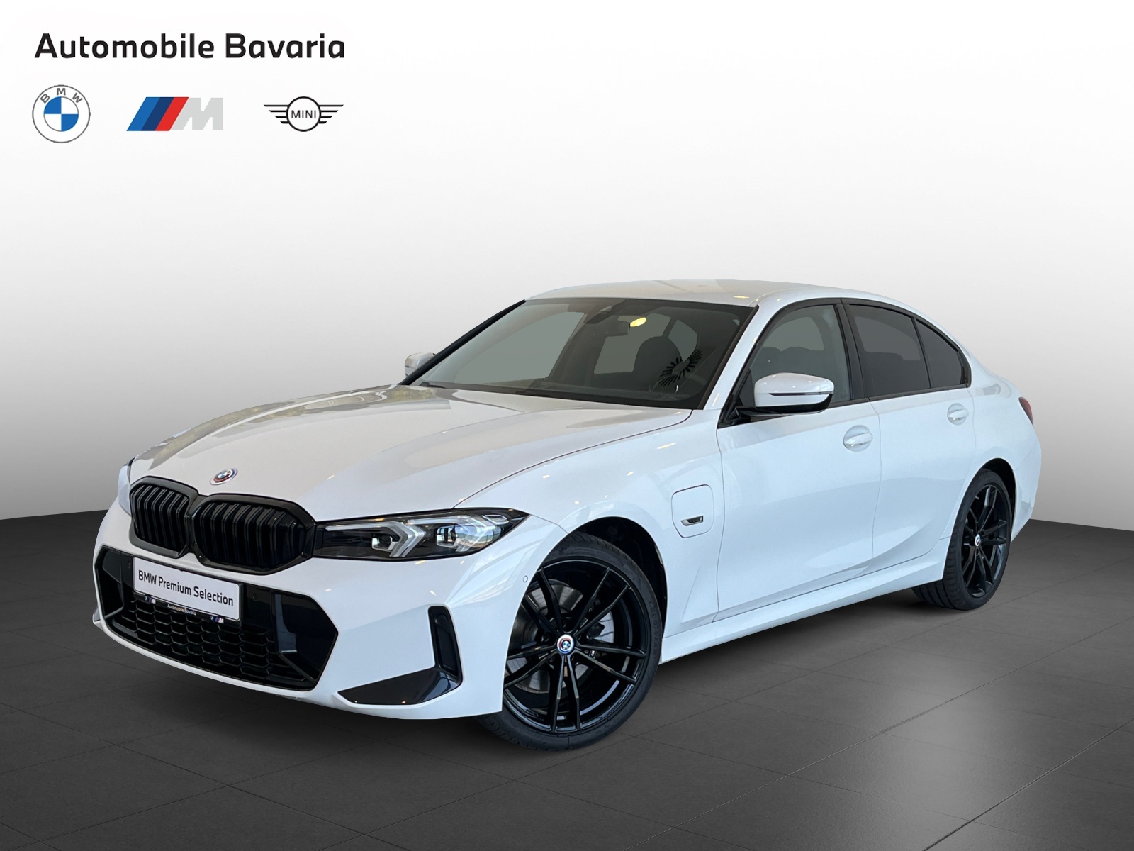BMW, Seria 3, 330E XDRIVE, 2022, 29318 km