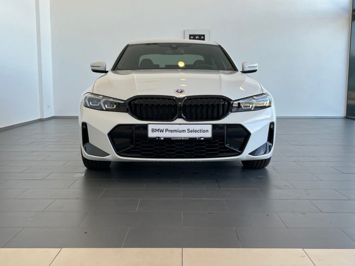 BMW Seria 3, 330E XDRIVE, 2022, 29321 km