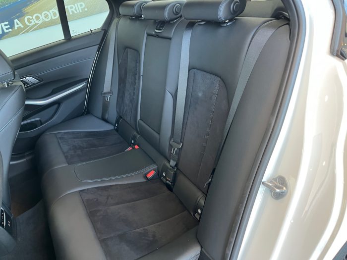 BMW Seria 3, 330E XDRIVE, 2022, 29321 km