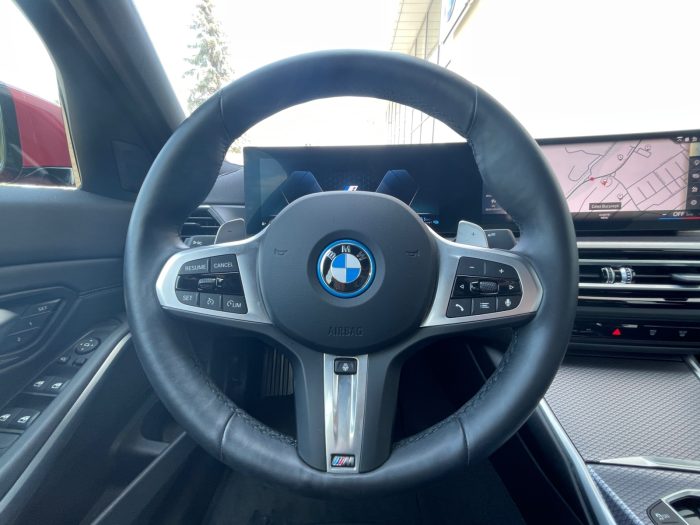 BMW Seria 3, 330E, 2024, 22500 km