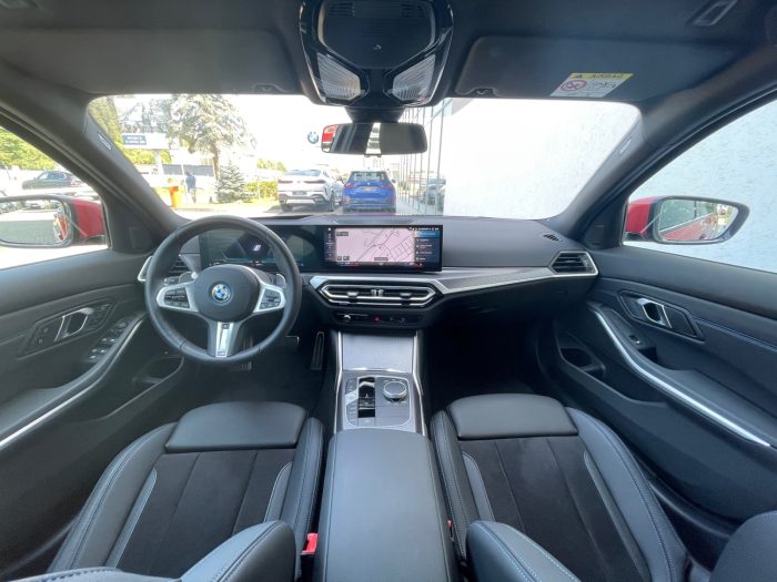 BMW Seria 3, 330E, 2024, 22500 km
