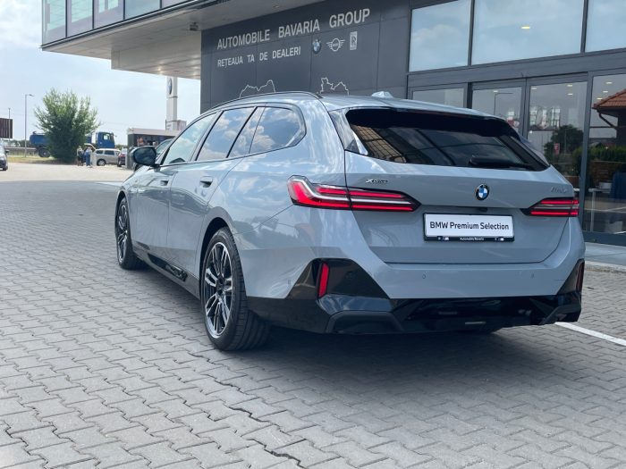 BMW Seria 5, 520D XDRIVE TOURING, 2024, 7046 km