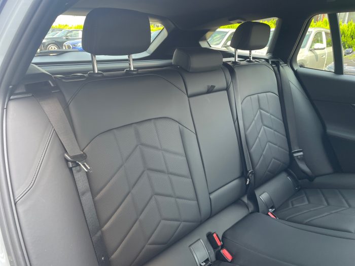 BMW Seria 5, 520D XDRIVE TOURING, 2024, 7046 km
