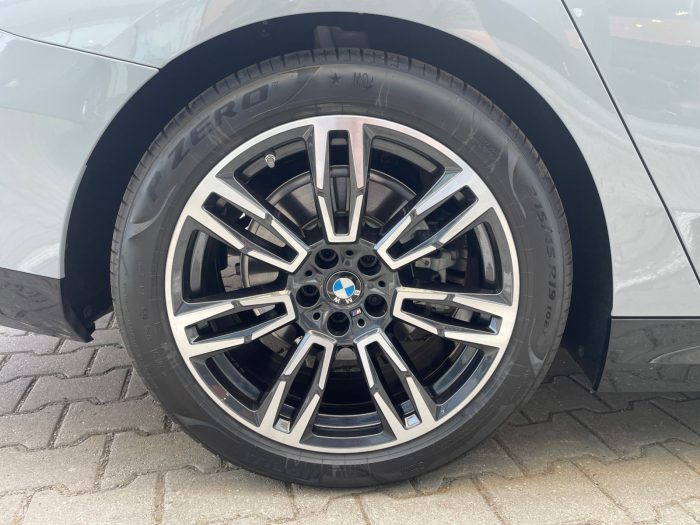 BMW Seria 5, 520D XDRIVE TOURING, 2024, 7046 km