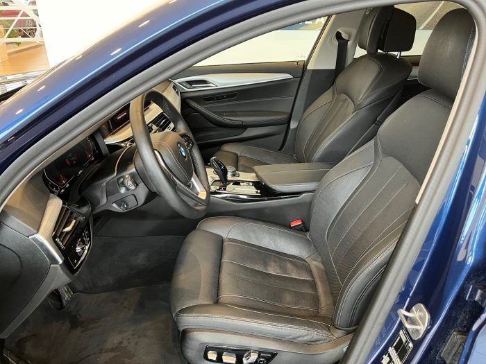 BMW Seria 5, 520D, 2023, 49200 km