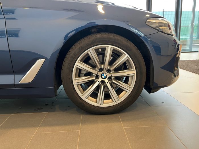 BMW Seria 5, 520D, 2023, 49200 km