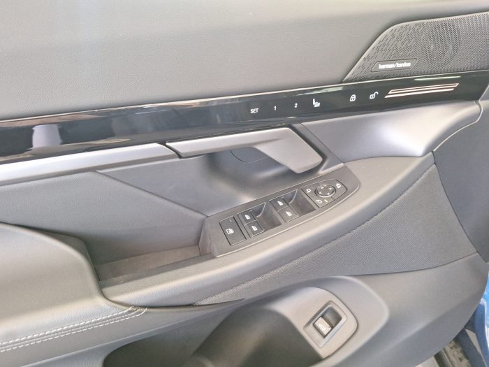 BMW Seria 5, 520I, 2024, 14800 km