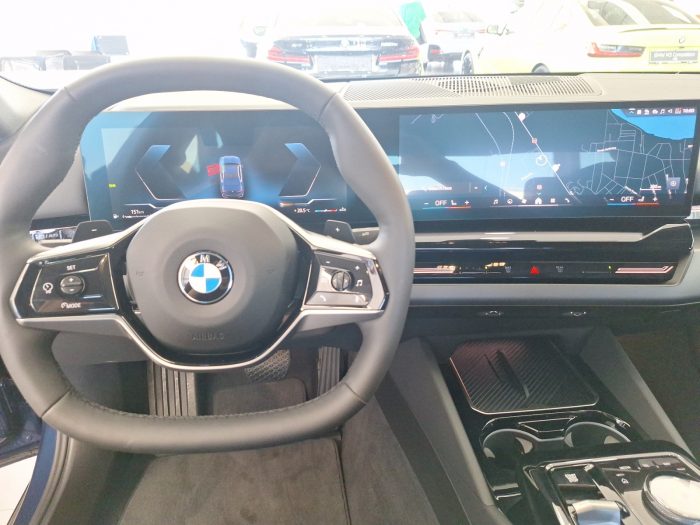 BMW Seria 5, 520I, 2024, 14800 km